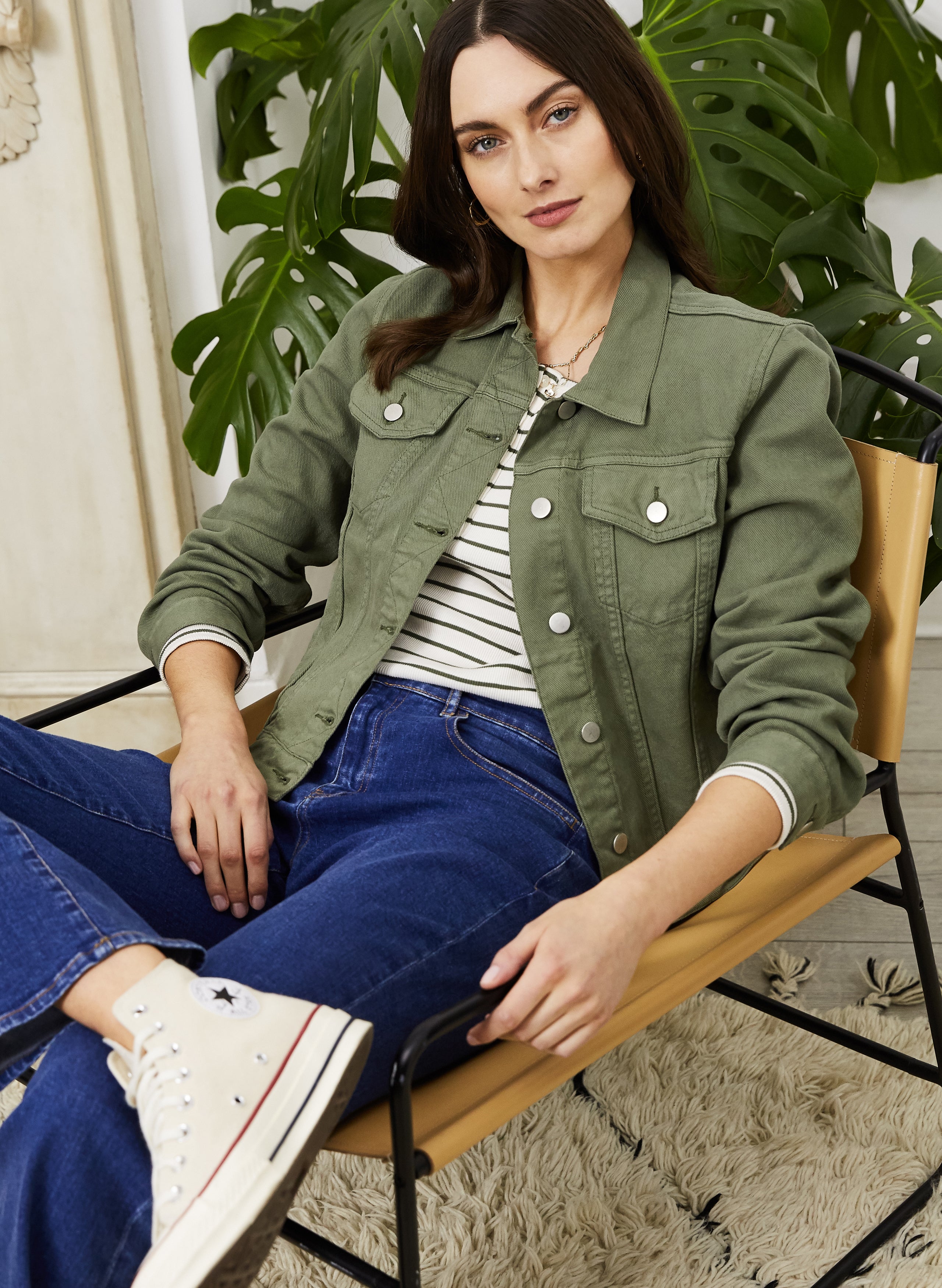 Green denim jacket fashion outfit