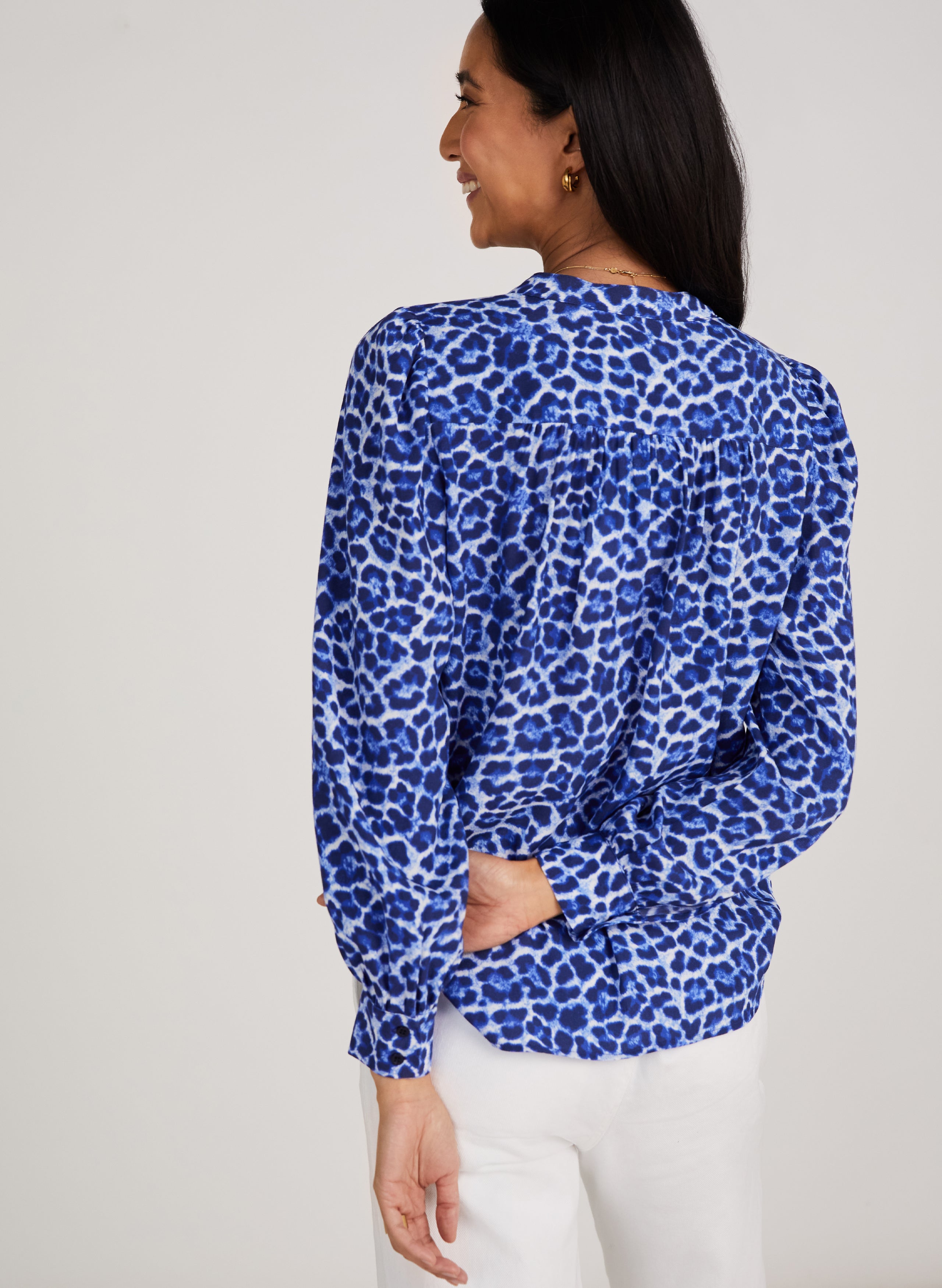 Blue leopard 2024 print top